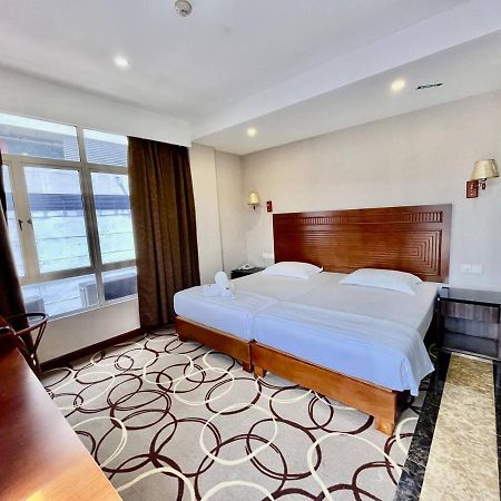 Fan Holiday Hotel Куала-Лумпур Экстерьер фото