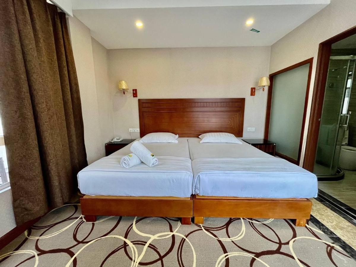 Fan Holiday Hotel Куала-Лумпур Экстерьер фото