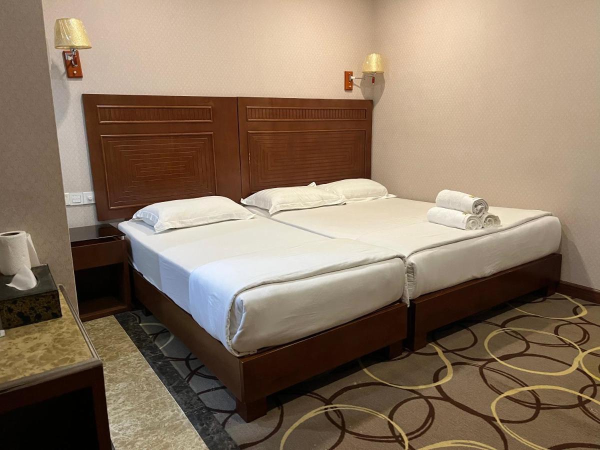 Fan Holiday Hotel Куала-Лумпур Экстерьер фото