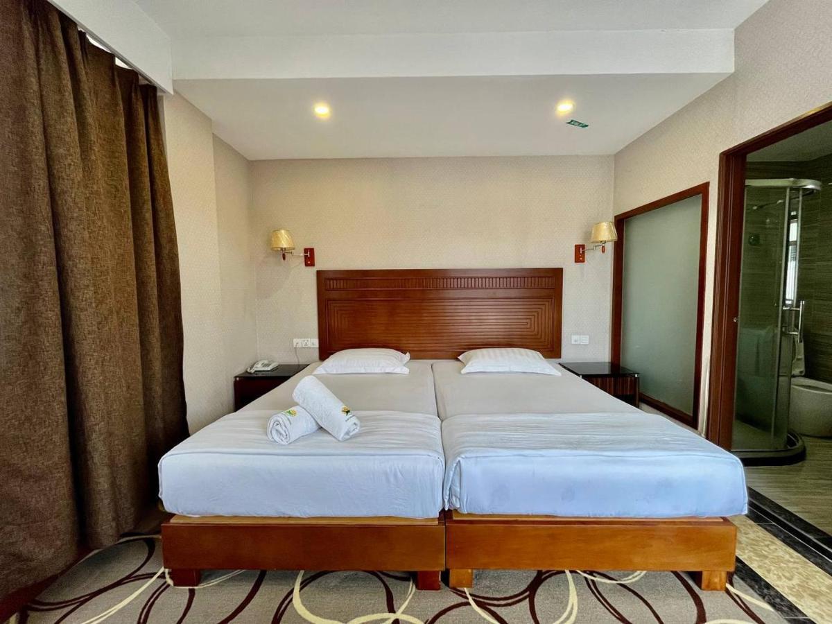 Fan Holiday Hotel Куала-Лумпур Экстерьер фото