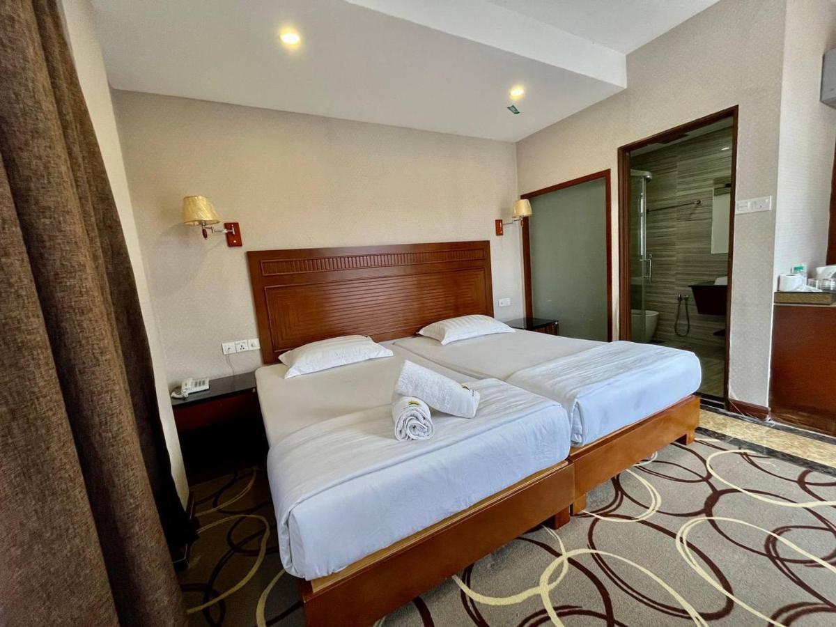 Fan Holiday Hotel Куала-Лумпур Экстерьер фото
