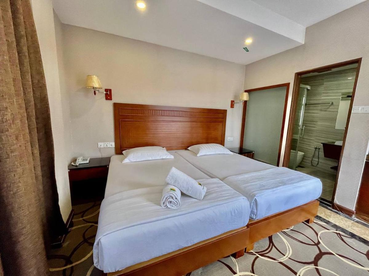 Fan Holiday Hotel Куала-Лумпур Экстерьер фото
