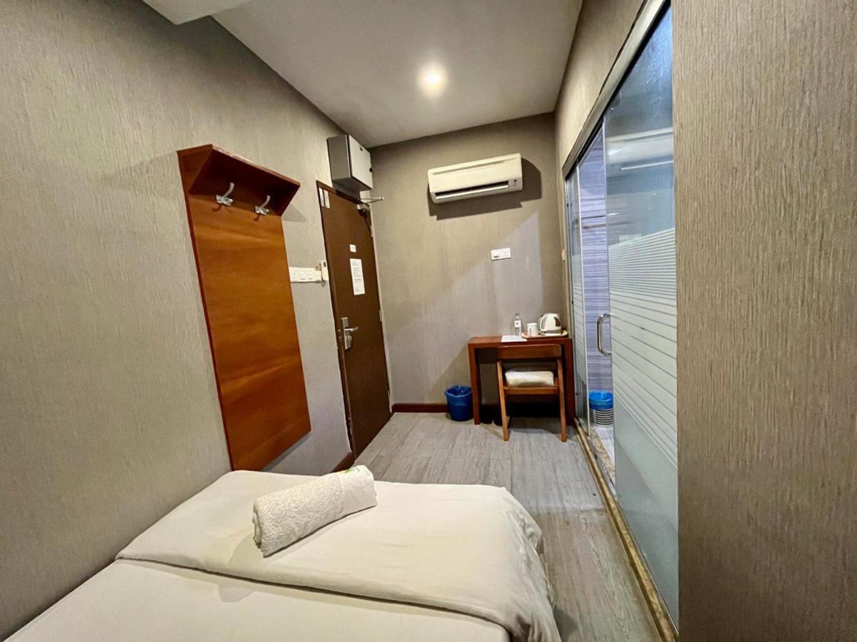 Fan Holiday Hotel Куала-Лумпур Экстерьер фото