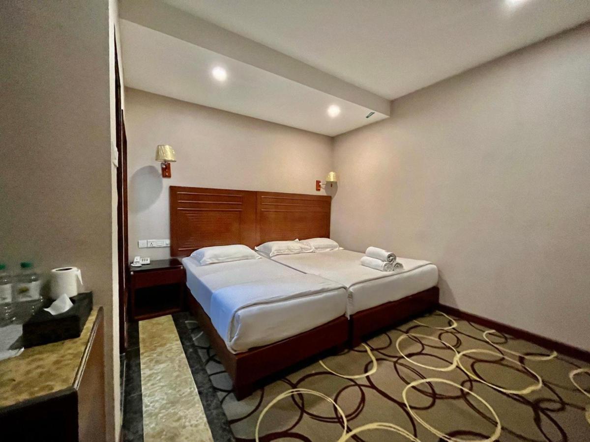 Fan Holiday Hotel Куала-Лумпур Экстерьер фото