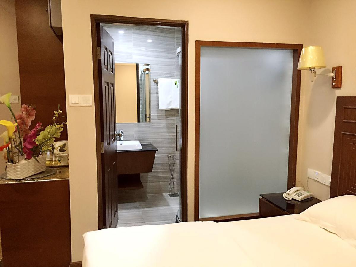 Fan Holiday Hotel Куала-Лумпур Экстерьер фото